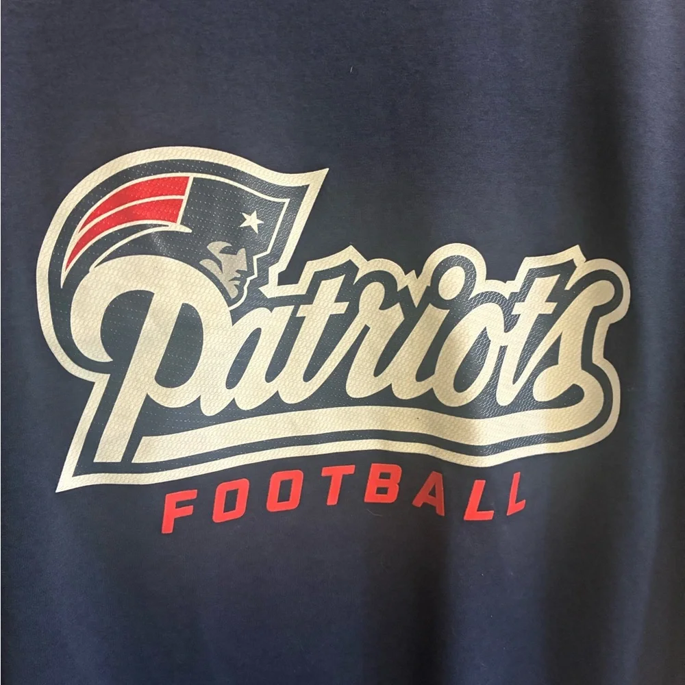 Nike NFL On Field Dri Fit‎ New England Patriots Mens Large Blue Football T Shirt